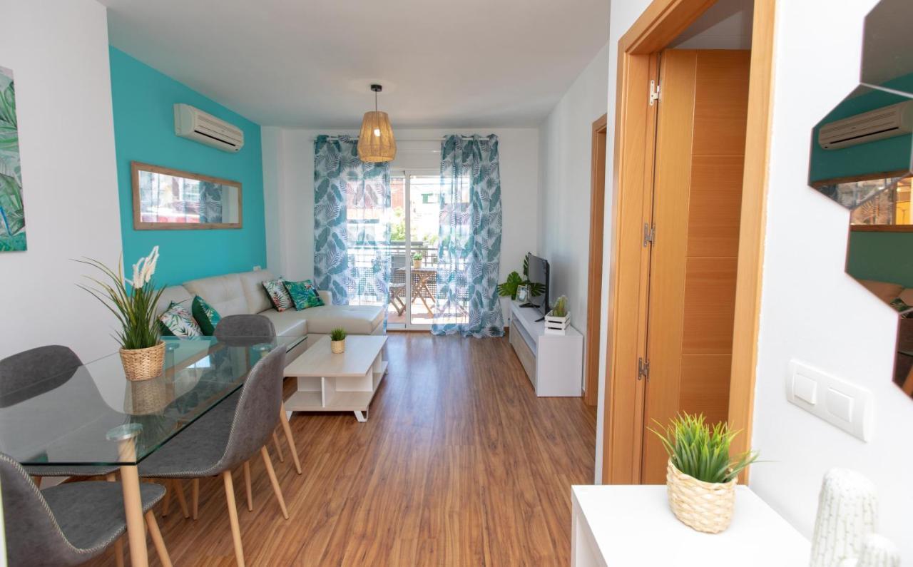 Holidays By The Sea Apartments 马拉加 外观 照片
